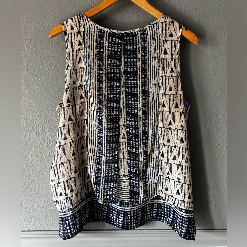 Liverpool Los Angeles Navy Cream Geometric Print Tank Top Size Large Lightweight - Picture 5 of 12